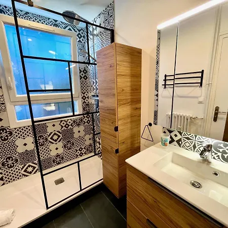Bosona Yourhosthelper Apartment *